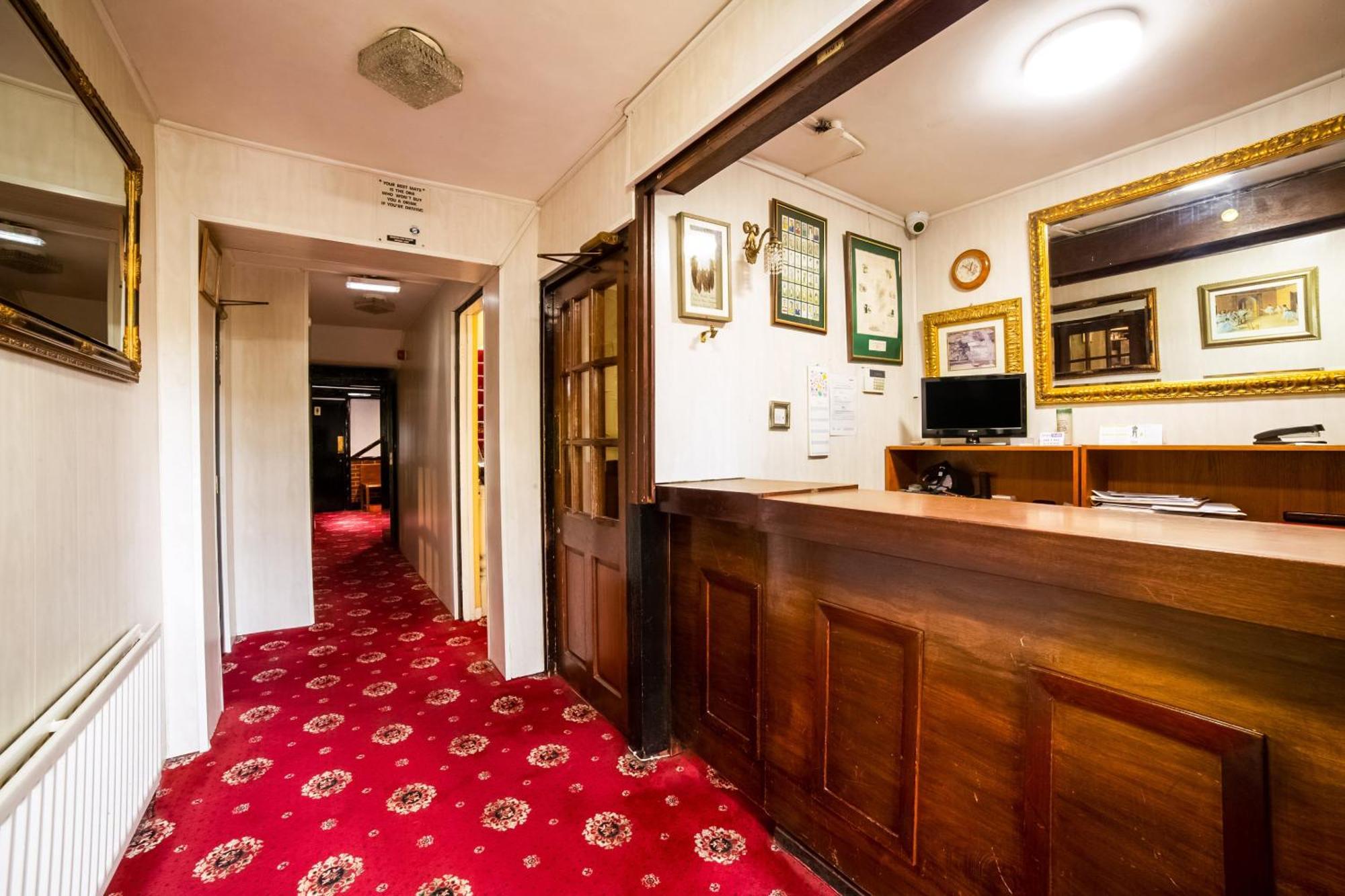 Oyo The Royal Hotel Dunston  Buitenkant foto